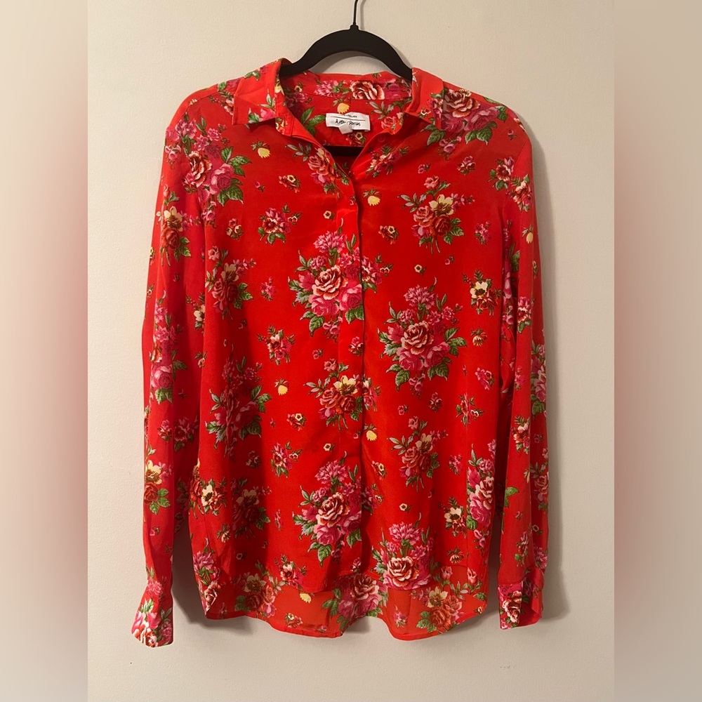 Women’s Red Floral Silk Blouse - size 6